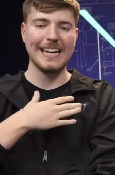 YouTube Short clip, Mr Beast reveals how to go viral, 4.2 million views, made by Alex Davis for his Finally Ready To Grow channel